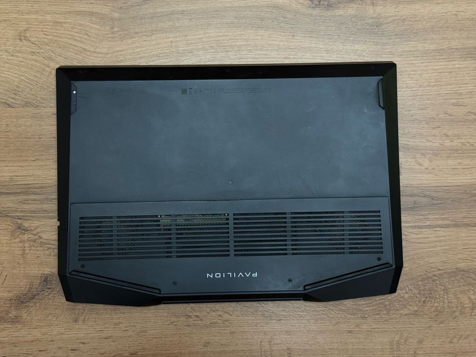 Продам ноутбук HP Pavilion Gaming 15
