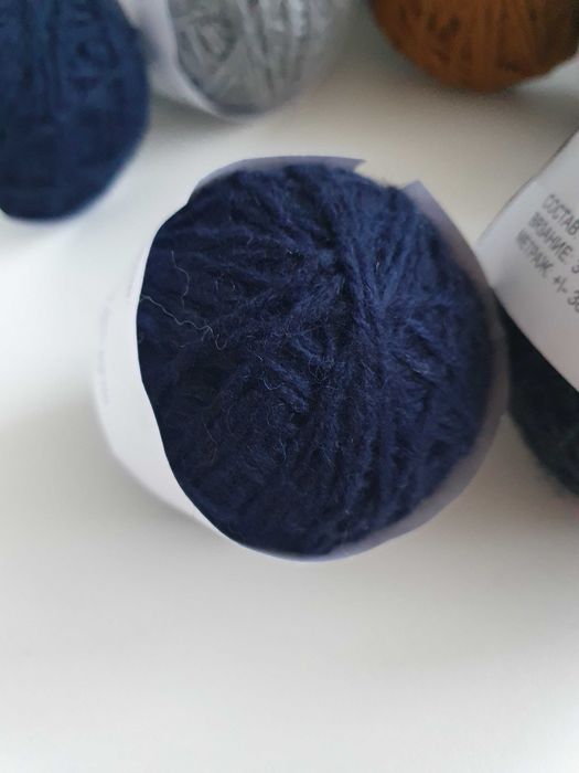 Пряжа: Alize, Пехорка, YarnAt