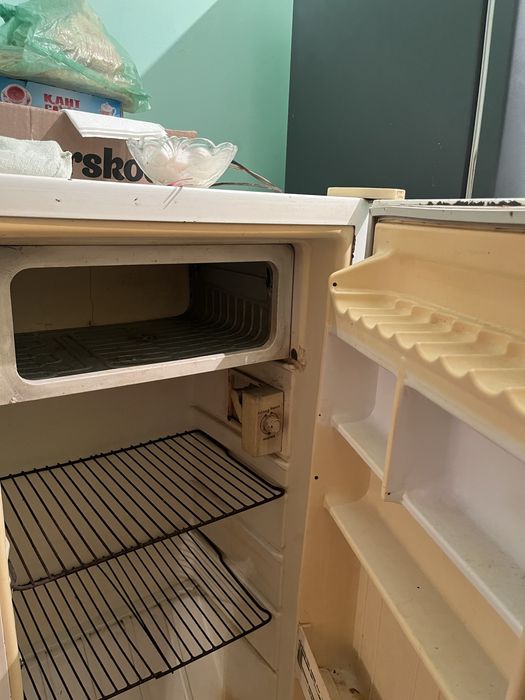 Жұмыс істейтін холаделник бар арзан бағада