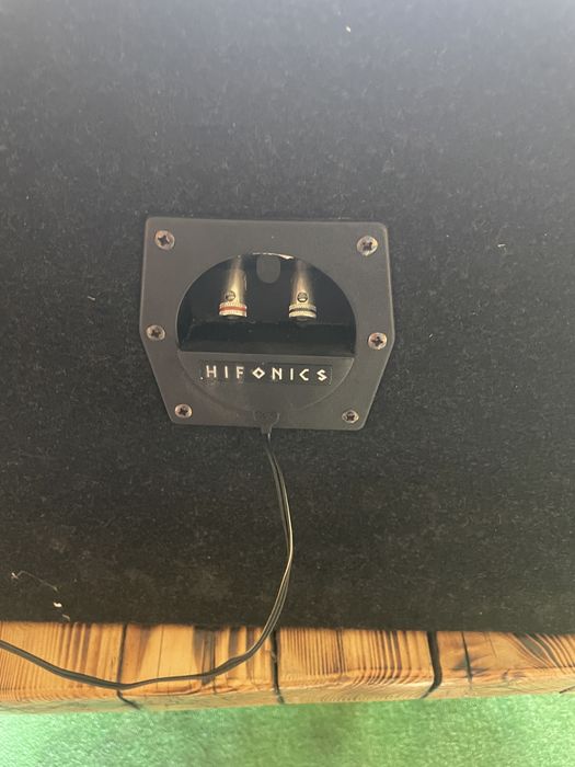 Subwoofer ( tub de bass)