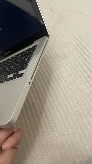 Macbook pro 2009 SSD  Перфектен