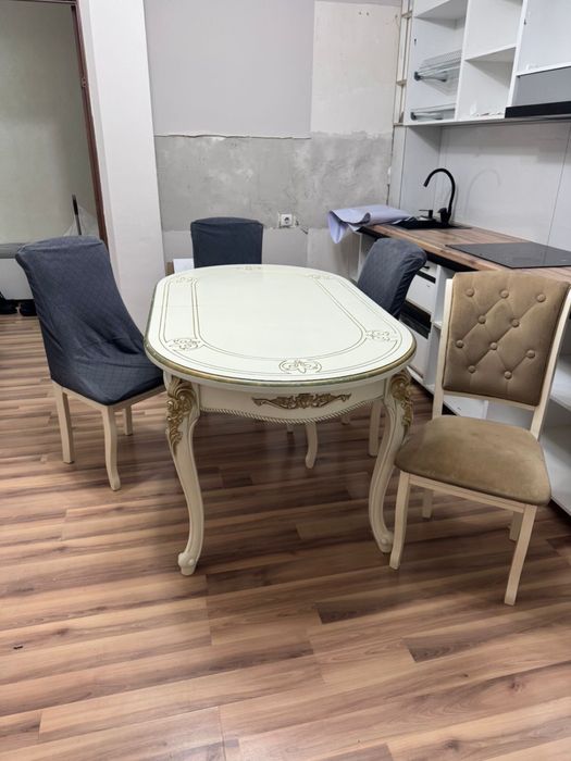 Продам выдвижной стол