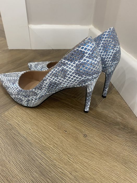 Женские туфли классика 37 размер