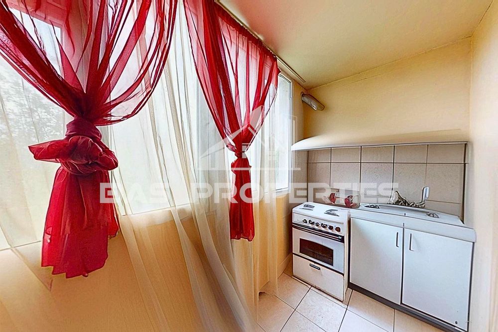 Продава се Четиристаен апартамент в София, Модерно предградие - 135 кв.м за 680 €/кв.м - Снимка #2