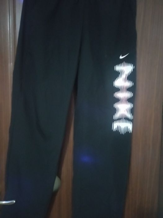 Pantaloni sport  L 101, circumferința 52 bust 46