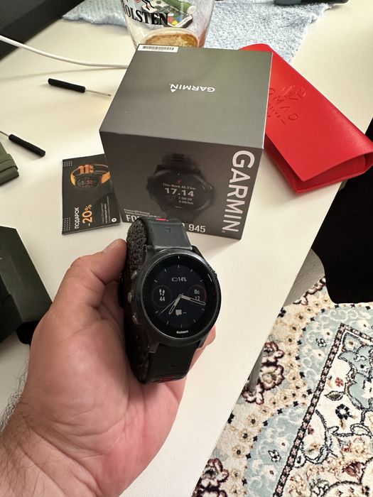 Часы Garmin Forerunner 945