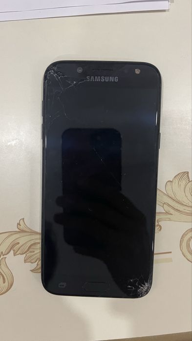 Samsung Galaxy J5 Pro (SM-J530FM/DS)