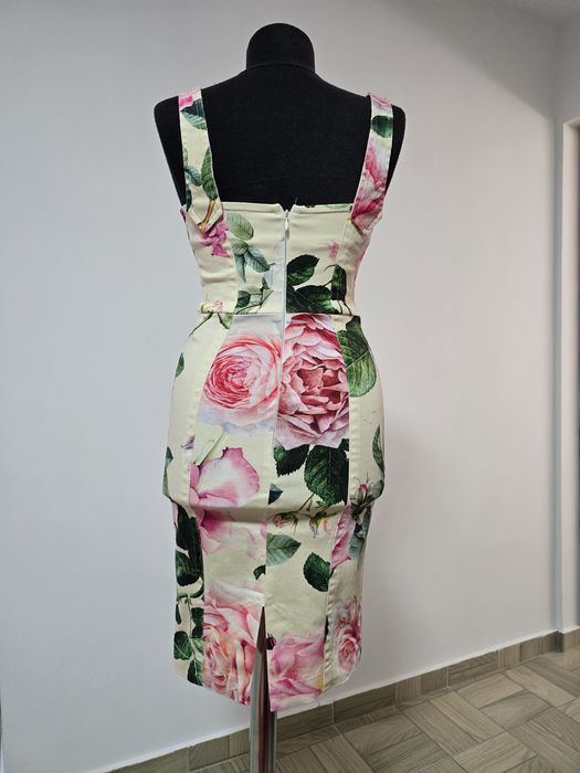 Rochie midi cu corset, model D&G, imprimeu trandafiri din bumbac