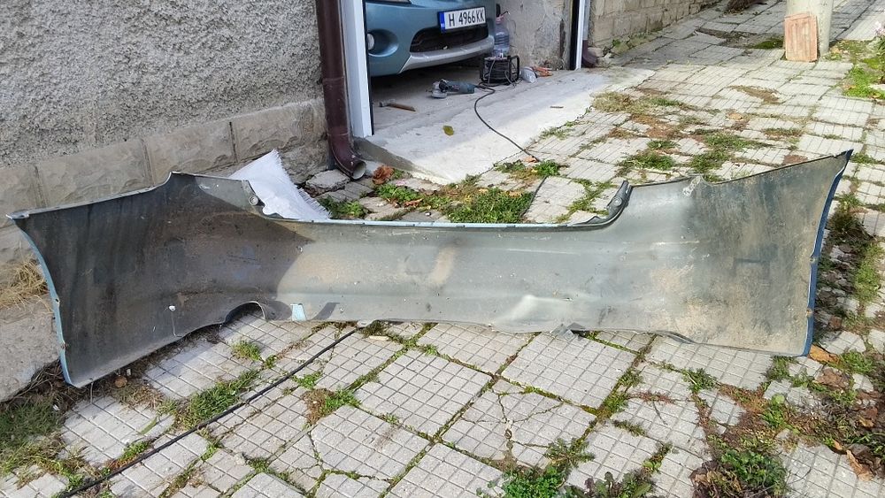 Задна броня Mitsubishi Grandis