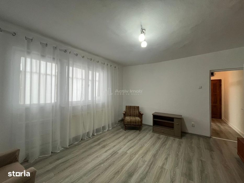 Lugoj, Ap. 2 Cam. 64.96 Mp., Et. 3  Zona Timisorii