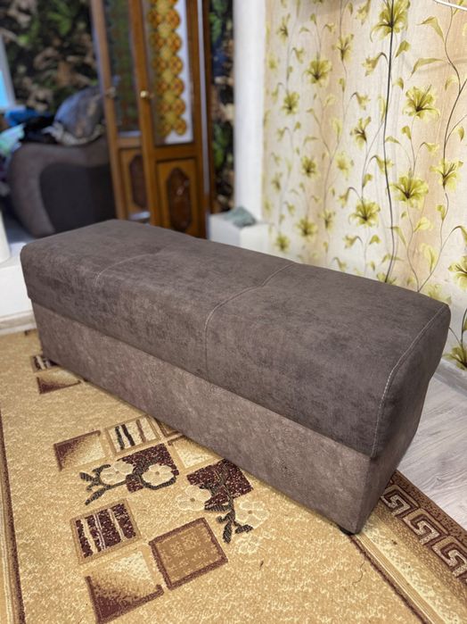 Пуфик в гостинную