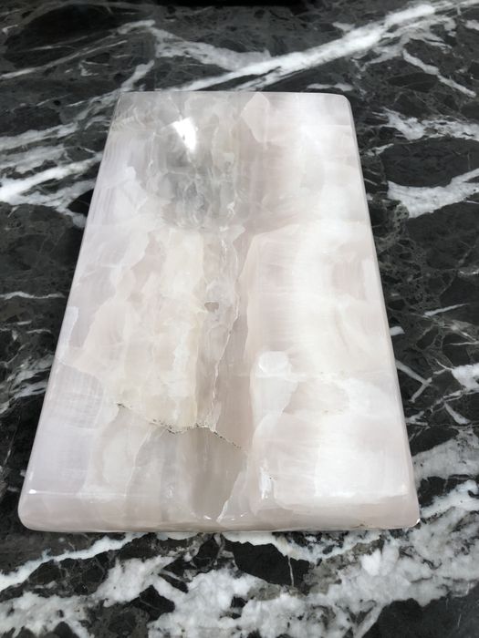 Пепелници за пури от мрамор и гранит различни видове и размери