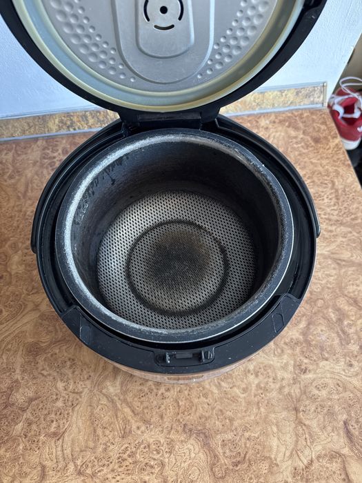 Продам мультиварку