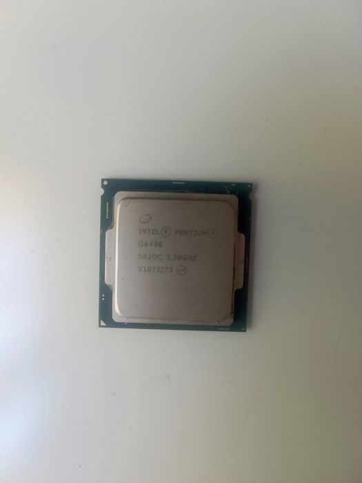 Процессоры Intel Pentium G4400 и Intel Core i3-6100: