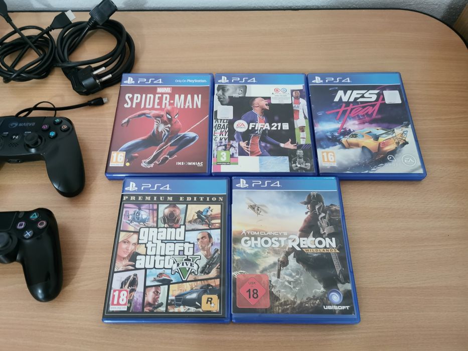 Playstation 4 / Ps 4 Pro pachet complet cu 5 jocuri incluse