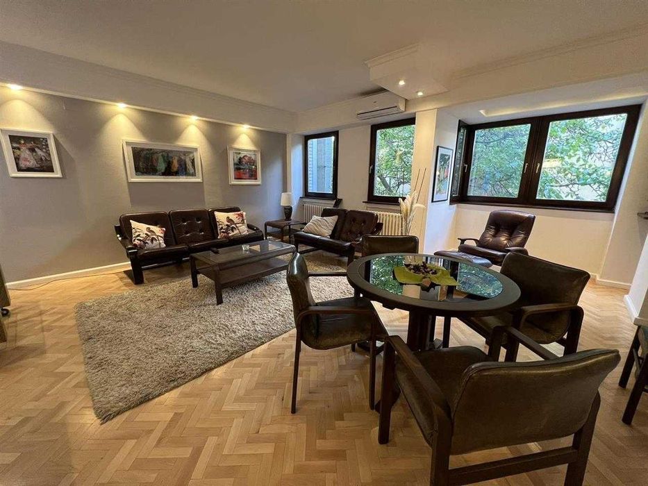 Дава се под наем Двустаен апартамент в Пловдив, Център - 63 кв.м за 239.7 € - Снимка #3