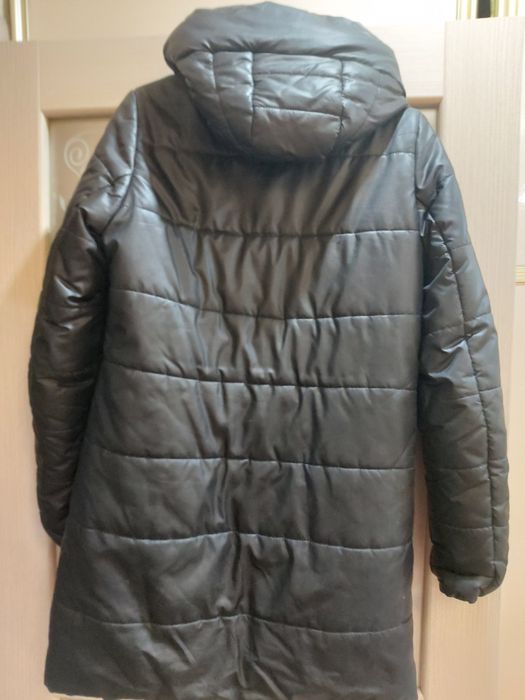 Продам пуховик б/у