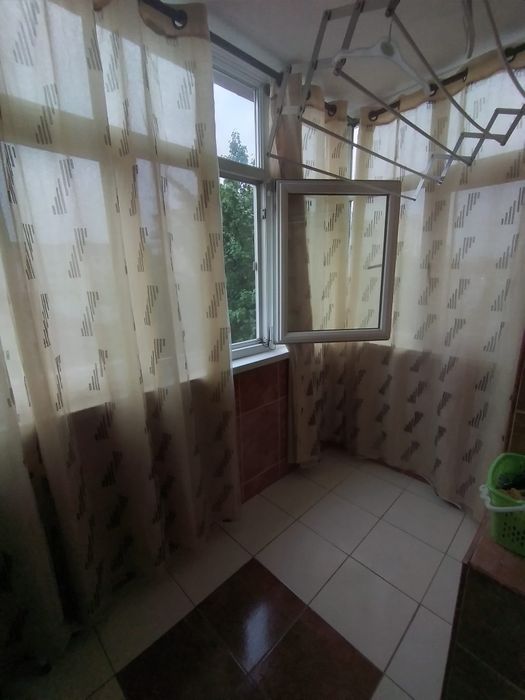Vand apt 3 camere Alexandria