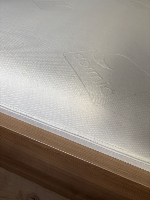 Френско легло 82/200 +2 Двулицеви матрака 144/190 22см