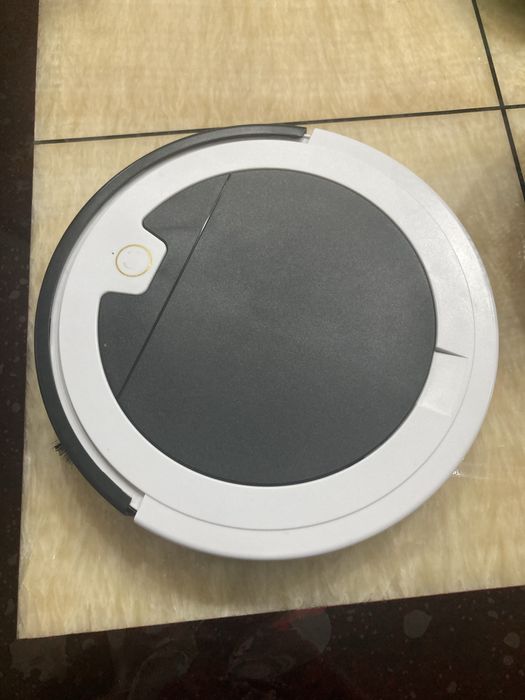 робот пылесос с пультом