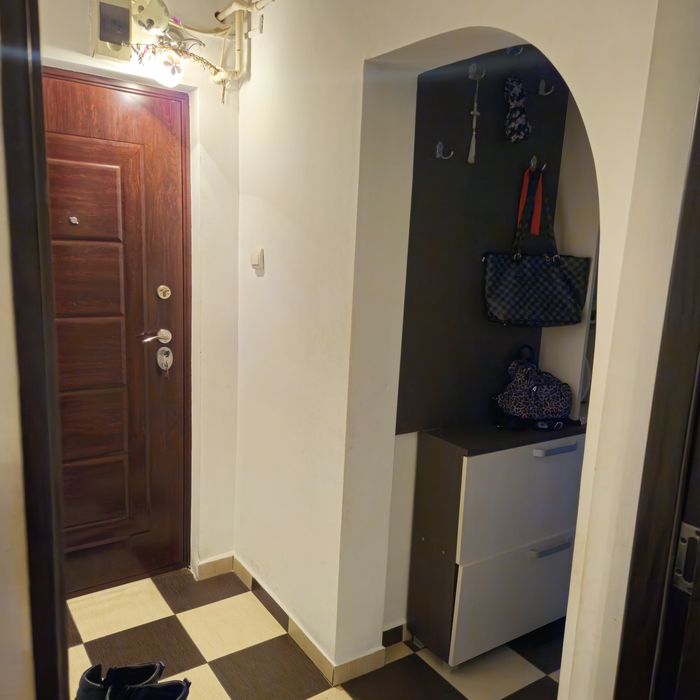 Apartament cu 3 camere de vanzare