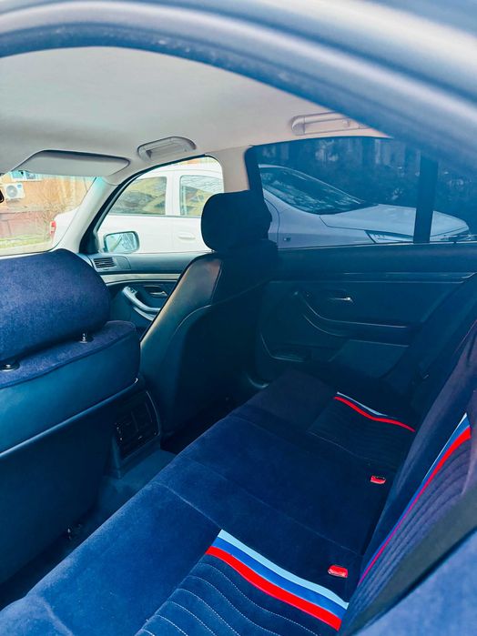 Продам BMW E39 1996