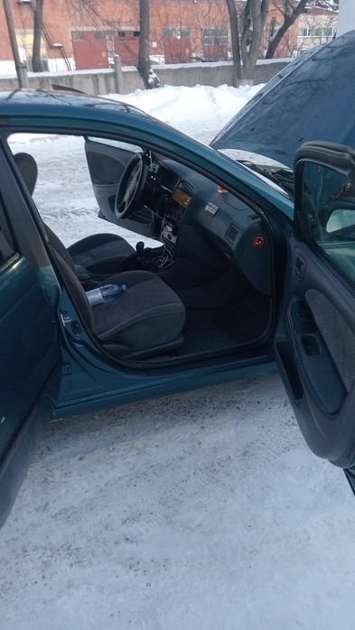 Продам Тойота Авенсис срочно