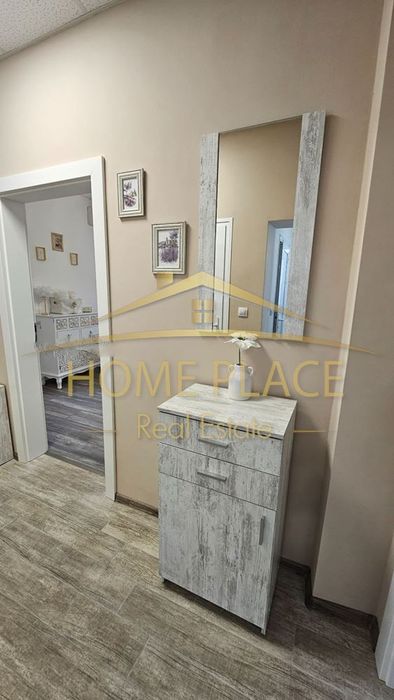 ТРИСТАЕН апартамент под наем - Гръцки квартал