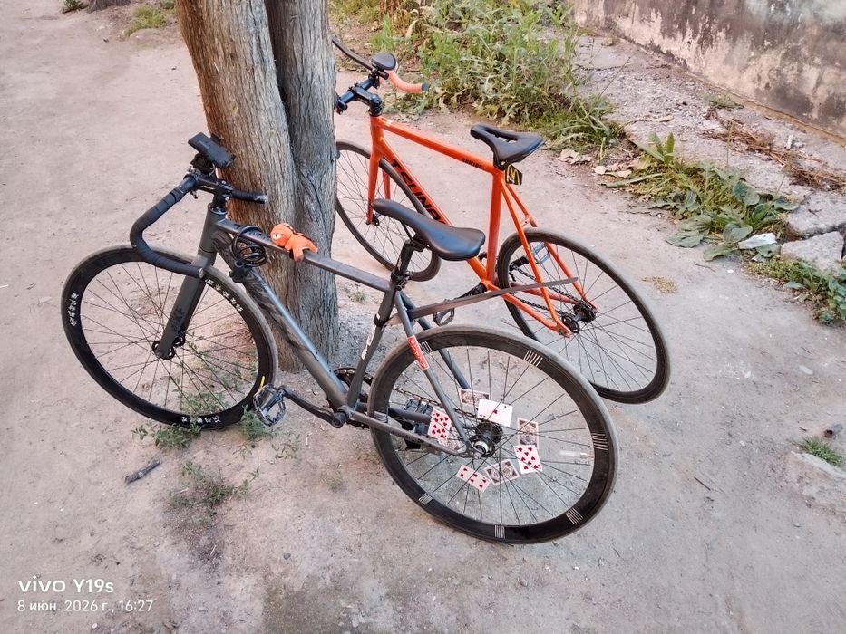 JIXF AT3 PLUS fixie.
