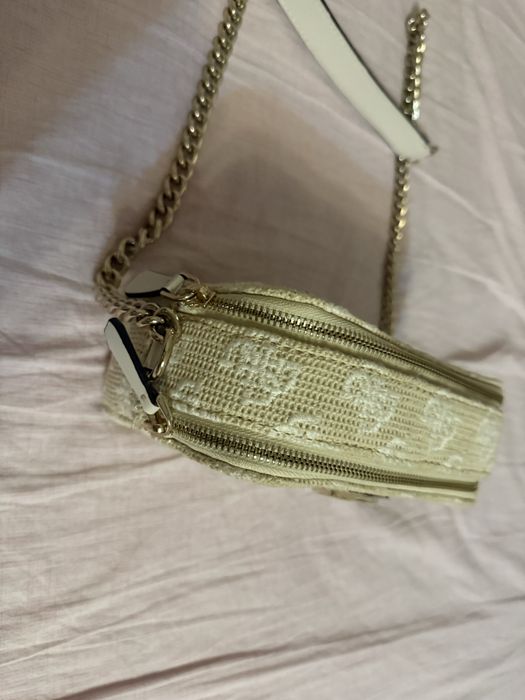 Оригинална GUESS чанта