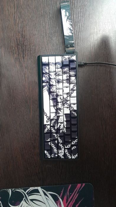 Продам магнитную клавиатуру Mad 60 he