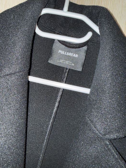черно палто pull&bear