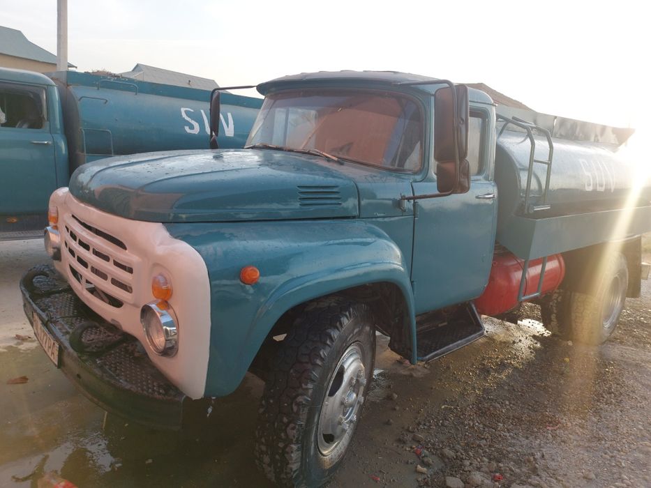 Водовоз сотилади