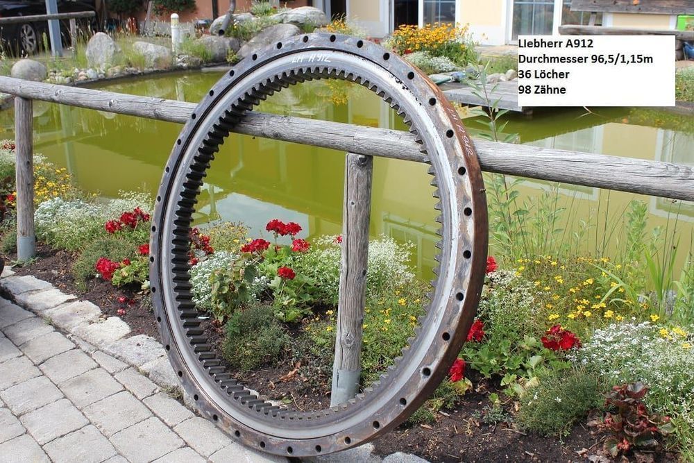 coroana de rotire excavator liebherr a 912 b second hand