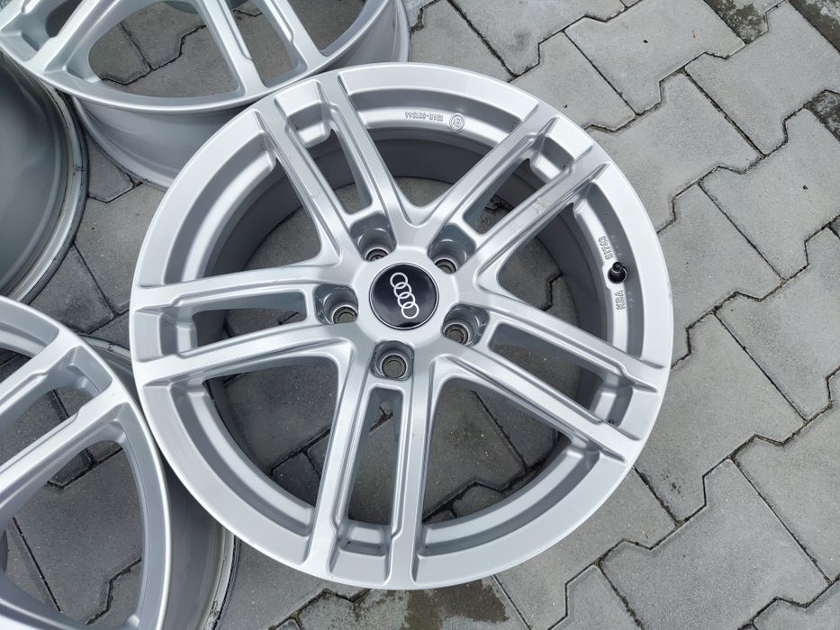 17 5x113 Audi A3 лети джанти 5х112 Ауди а3