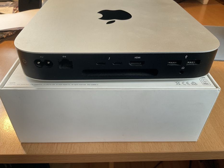 Apple Mac Mini ,procesor M1 , 8Gb ,memorie 512 Gb ,impecabil