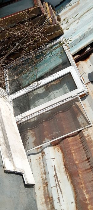 Срочно продам пластиковое окно