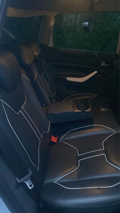 Ford Kuga, cutie automata, 4x4