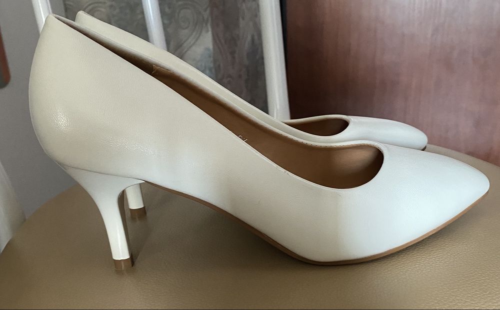 Продам туфли почти новый