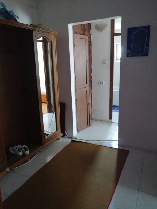vand apartament 2 camere dec zona brosteni