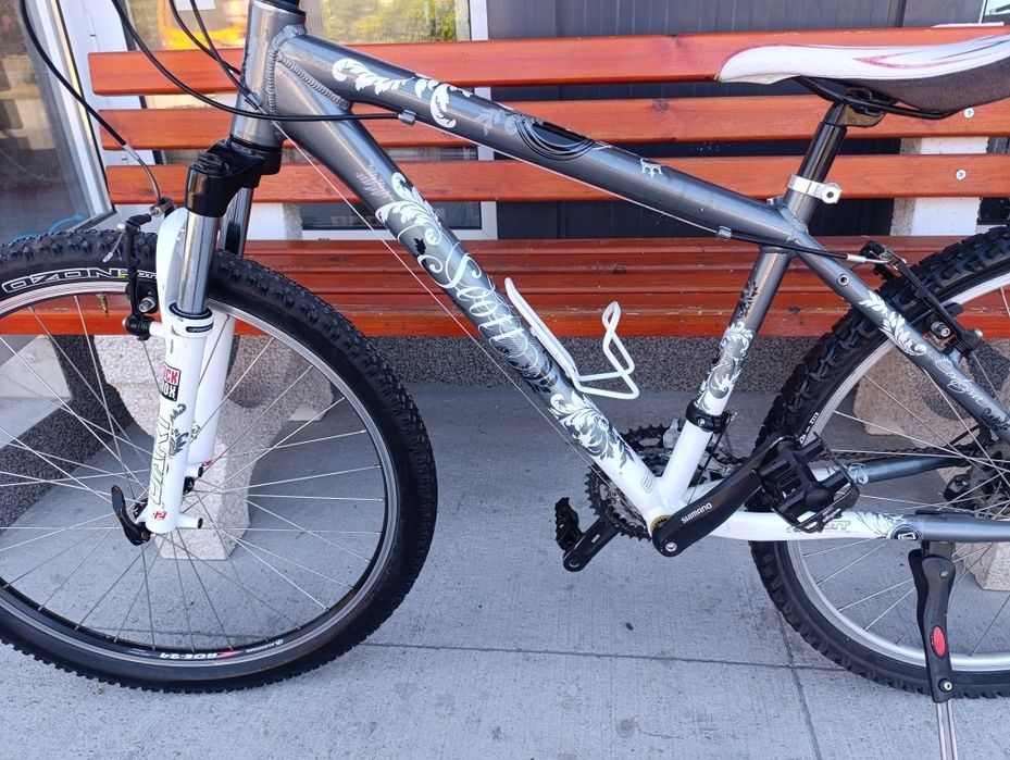 Алуминиев велосипед SCOTT Contessa 26/M
Велосипедът е в отлично технич