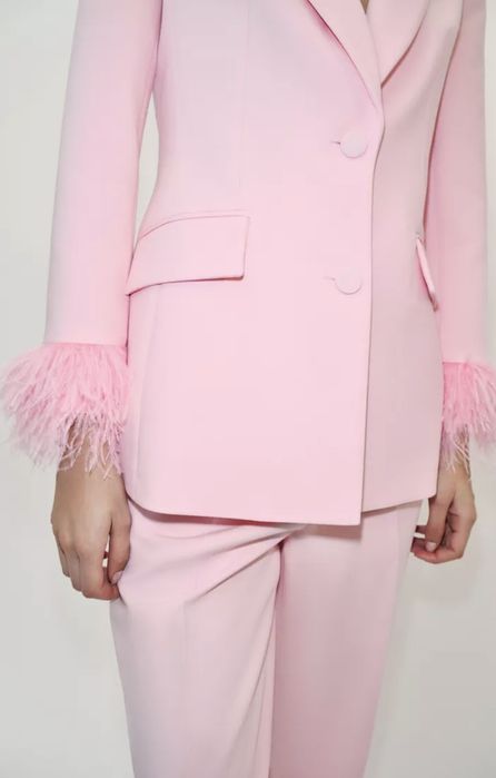 Сако с пера на Zara