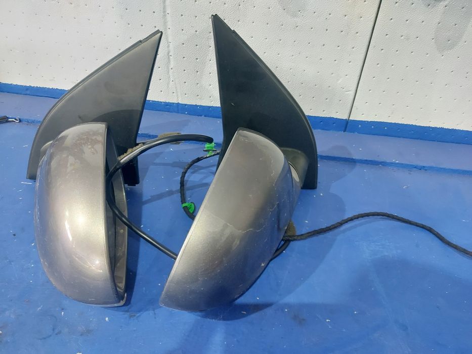 Oglinda stânga vw golf5 scurt hatchback