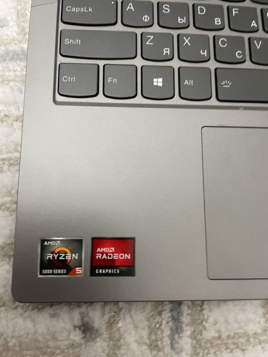 Ноутбук сатылады