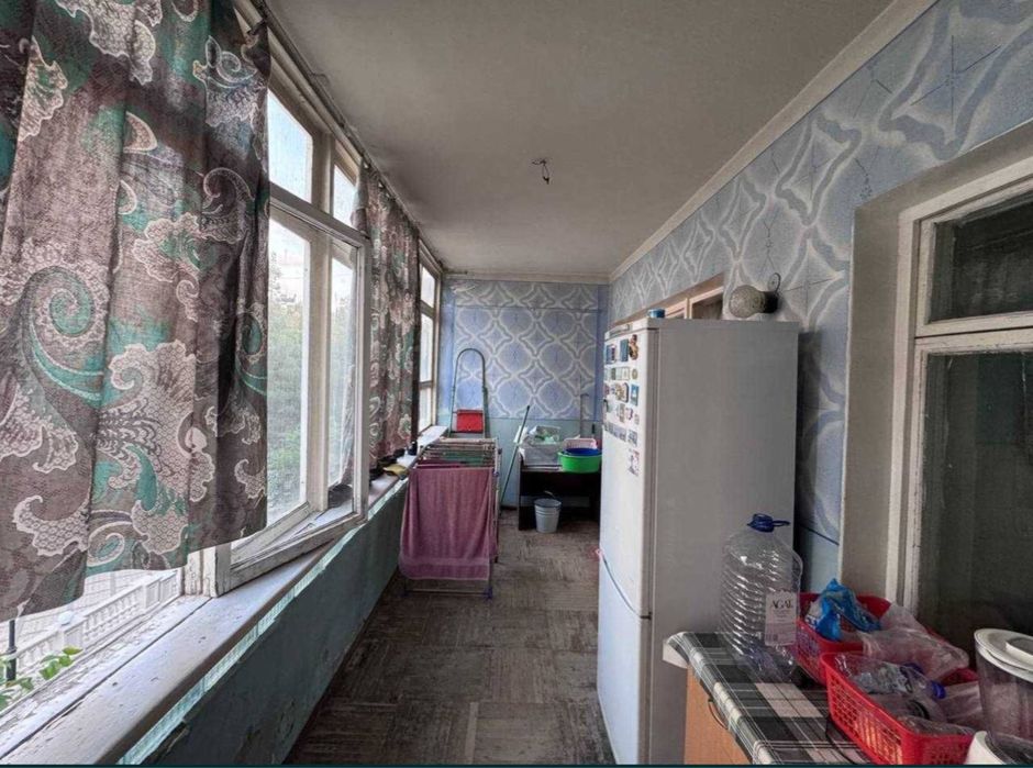 Продажа 4 ком Ц-6 балкон 2*6