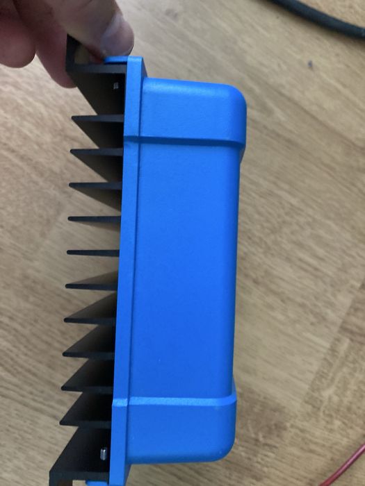 Incarcator solar 150/45