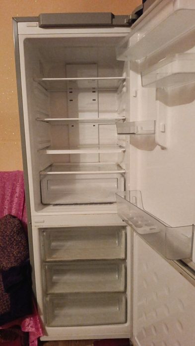 Корейский холодильник б/у