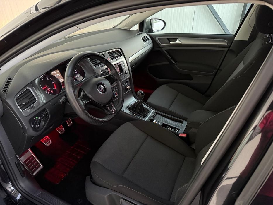 VW golf 7 / 2013 / 1.6 tdi 105 cp