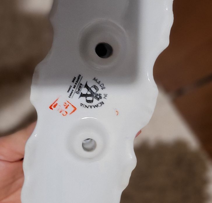 Bibelou ARPO Curtea de Argeș – gemene / îngerași – porțelan vintage