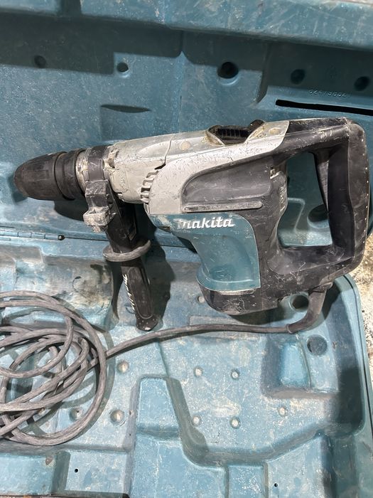 Перфоратор Makita HR 4002 Б/У